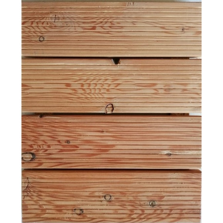 LAMES de TERRASSE en MELEZE du MASSIF CENTRAL / PROFIL DROIT STRIEE VENDU au M²