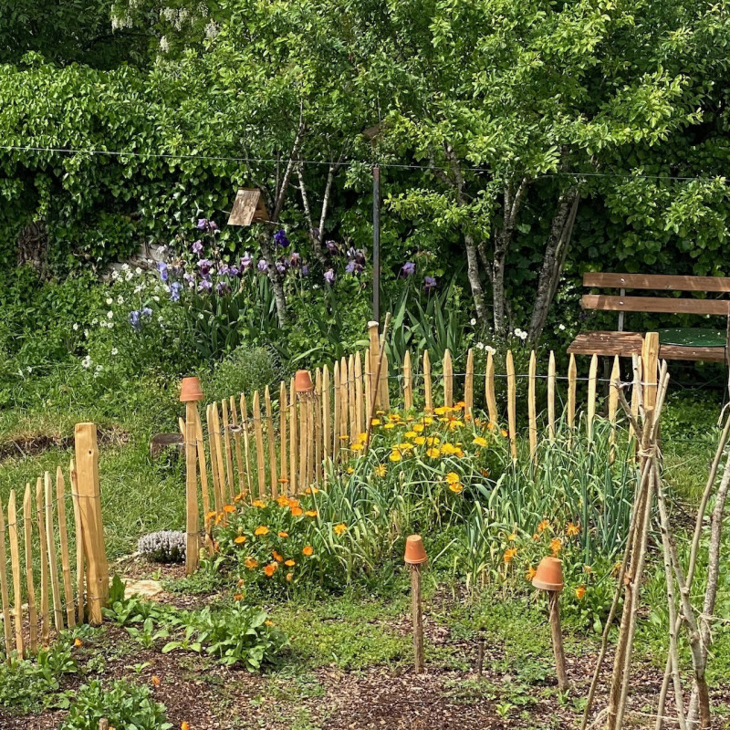 GANIVELLE ou TREILLAGE FENDUS en CHATAIGNIER pour CLOTURE VENDU au ROULEAU – Image 5