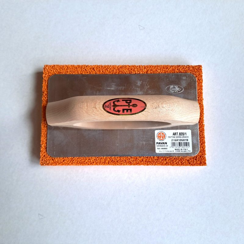 TALOCHE MOUSSE ORANGE Dim : 215 x 135 mm x 19 mm d'épaisseur