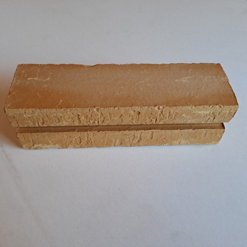 BRIQUE de TERRE CRUE pour MURS CHAUFFANTS / VENDU à l'unité
