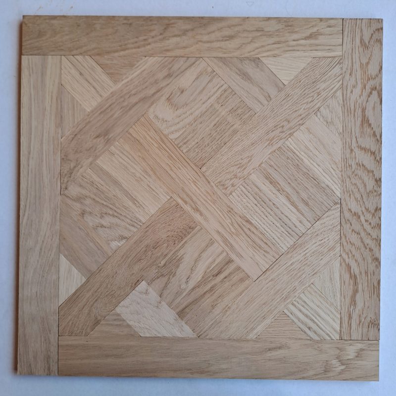 PARQUET MASSIF en CHENE à COLLER / MODELE : TRIANON  VENDU au M²