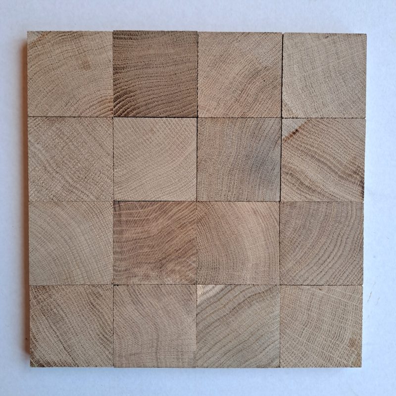 PARQUET MASSIF en CHENE à COLLER / MODELE : BOIS de BOUT  VENDU au M²