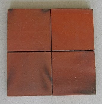 CARREAUX TERRE CUITE ROUGE/ORANGE  FAIT MACHINE / VENDU au M²